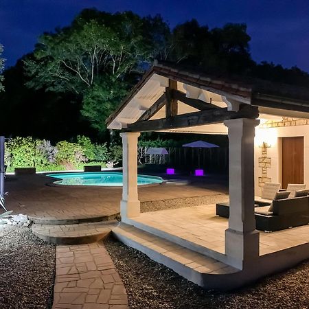 Villa Tagibao Avec Piscine Chauffee Et Spa Lesterps Экстерьер фото