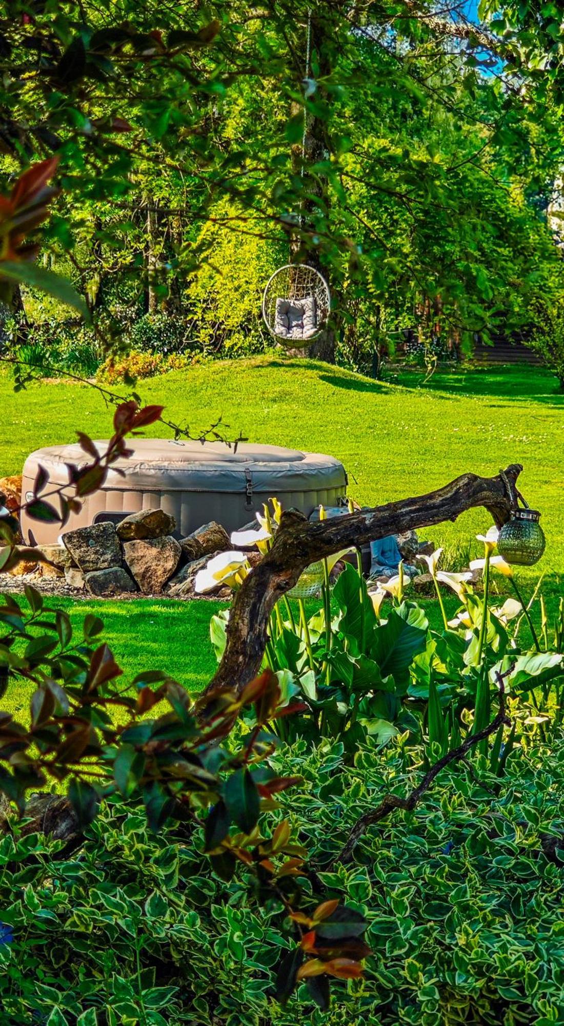 Villa Tagibao Avec Piscine Chauffee Et Spa Lesterps Экстерьер фото