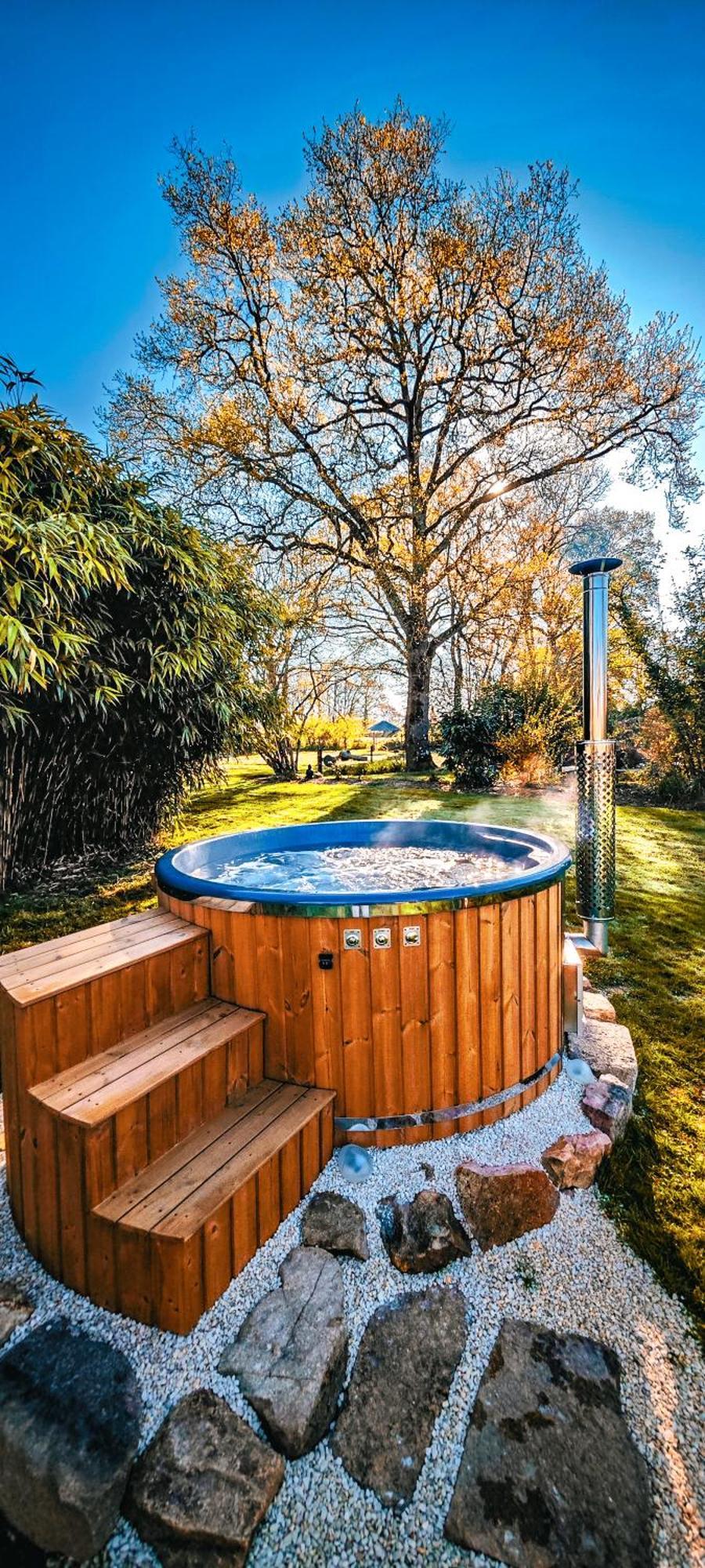 Villa Tagibao Avec Piscine Chauffee Et Spa Lesterps Экстерьер фото